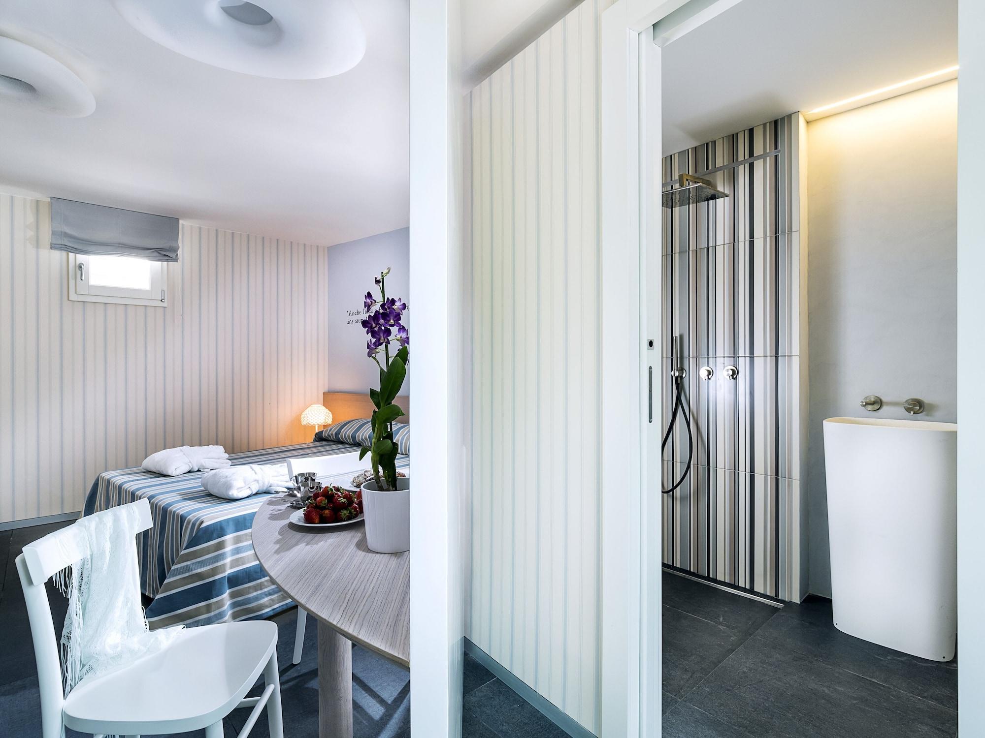 Duomo & Hotel 4*